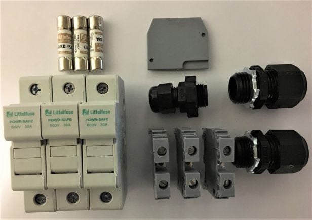 Soladeck Three String DC Fused Pass-Thru Kit — image 1