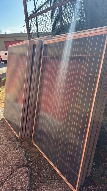 Suntech 210W 54 Polycrystalline Cells Solar Panel - Used — image 8