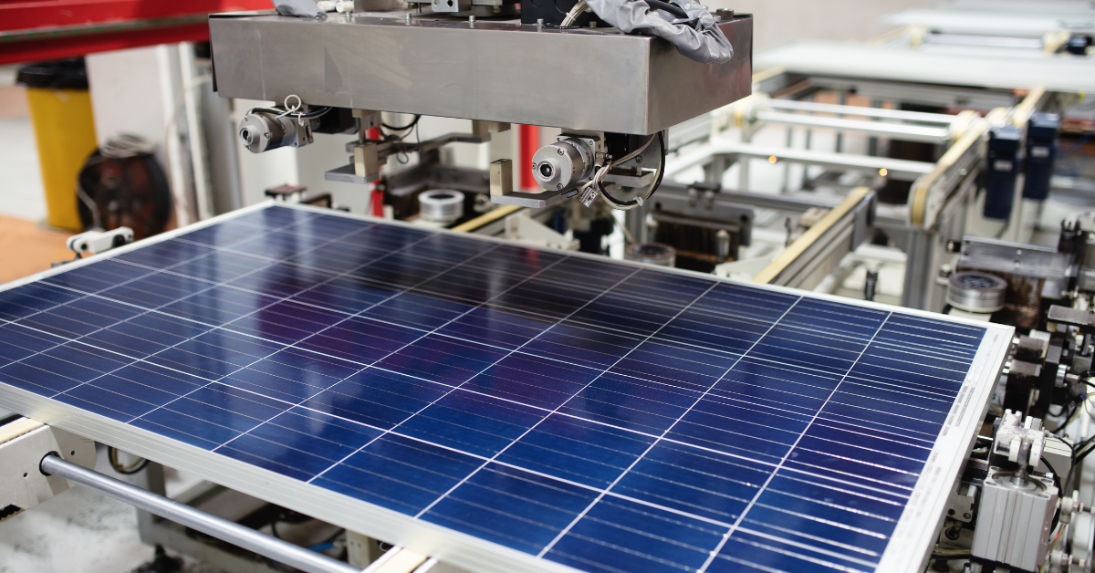 Solar advertising strategies used by manufacturers to reach installers